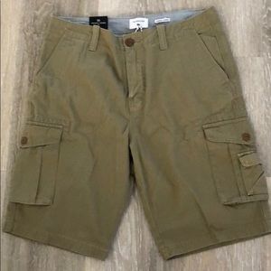 🆕 Quiksilver Men’s Straight Tapered Fit Shorts Size 30